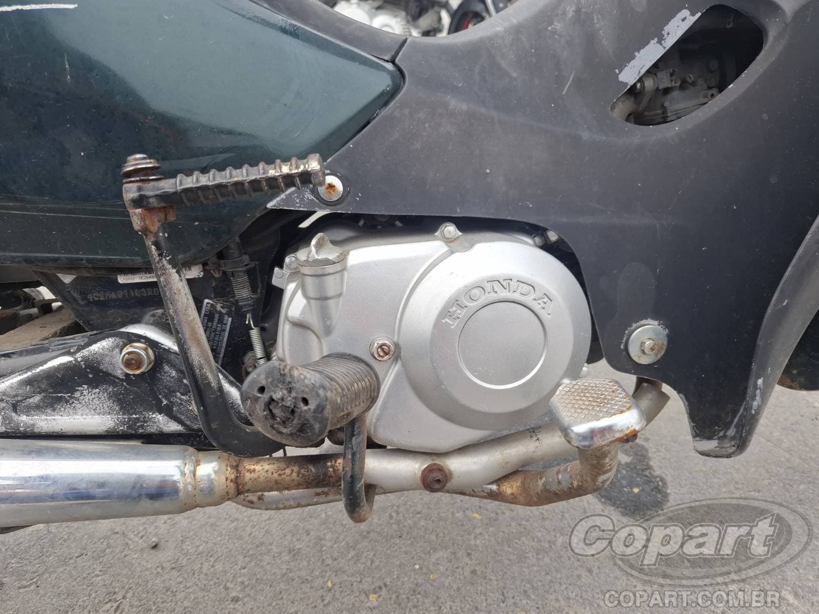 Honda C 100 2003 — foto 5