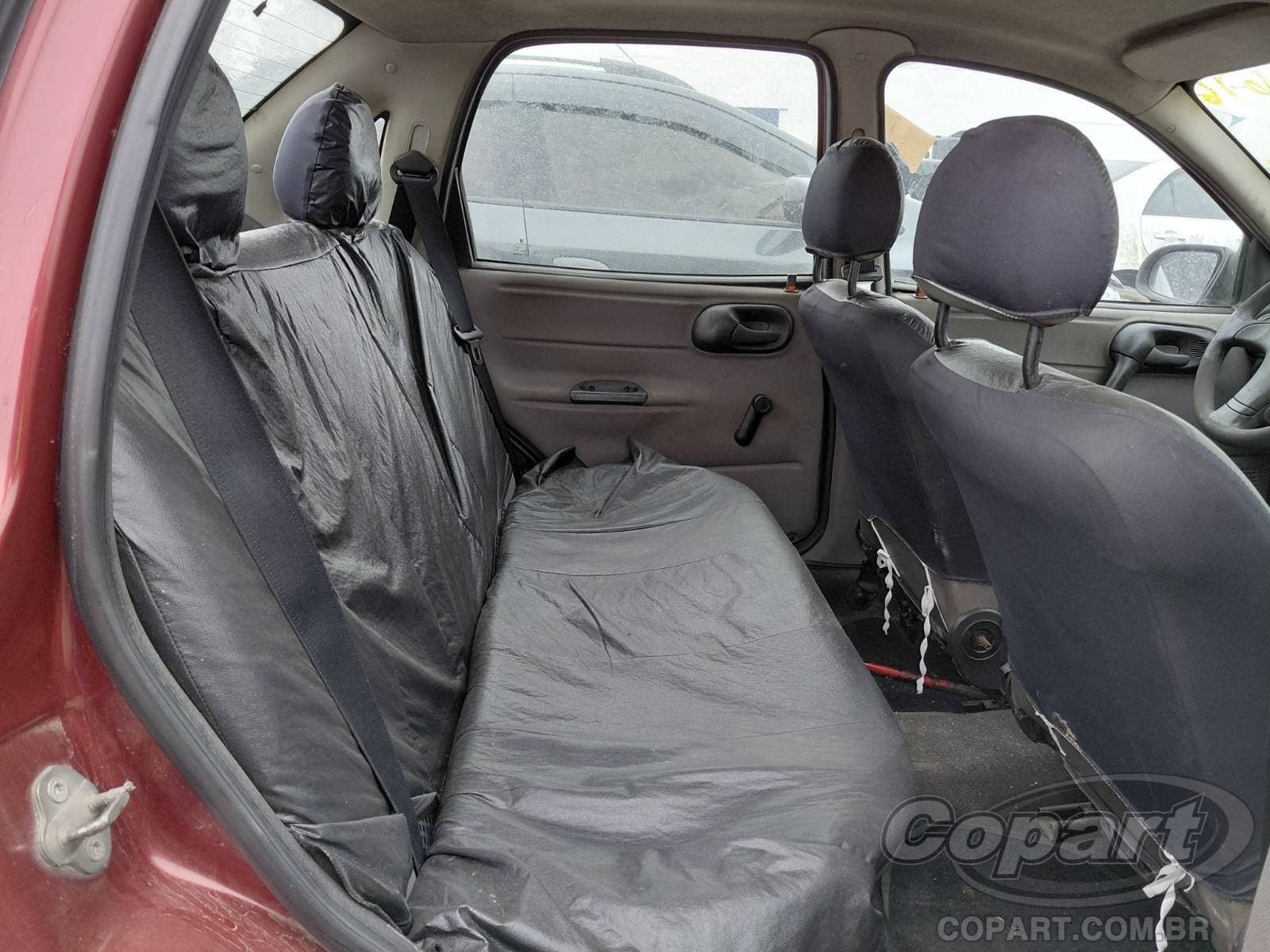 Chevrolet Classic 2010 — foto 6