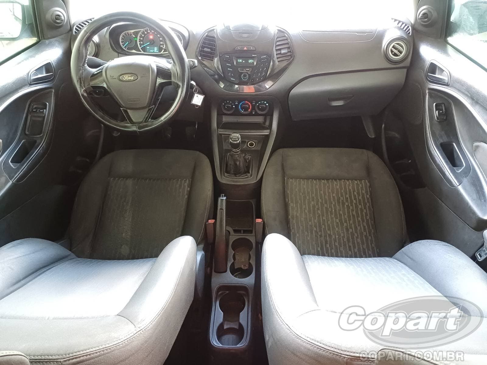 Ford KA Sedan 2016 — foto 9