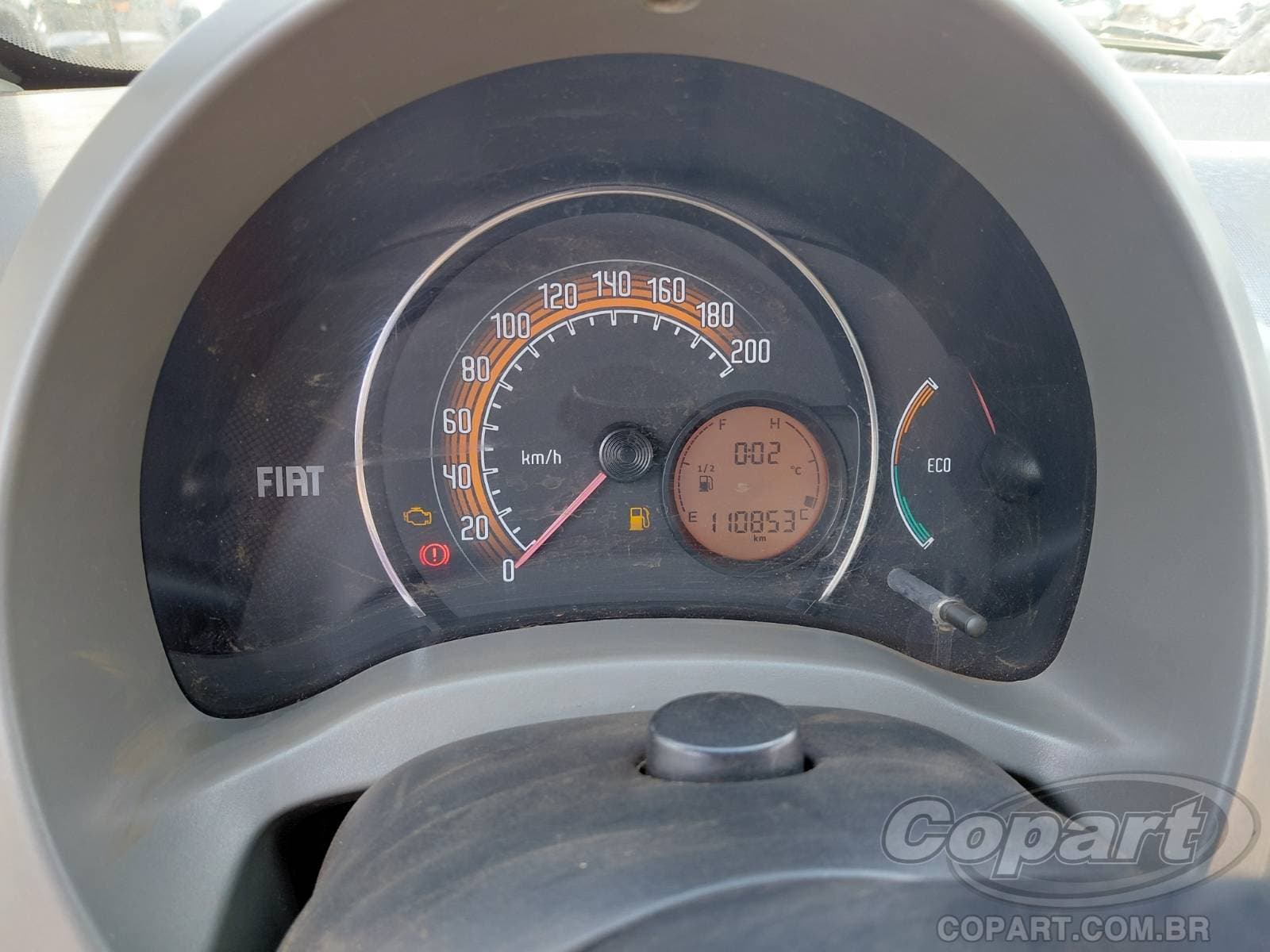 Fiat UNO 2015 — foto 8