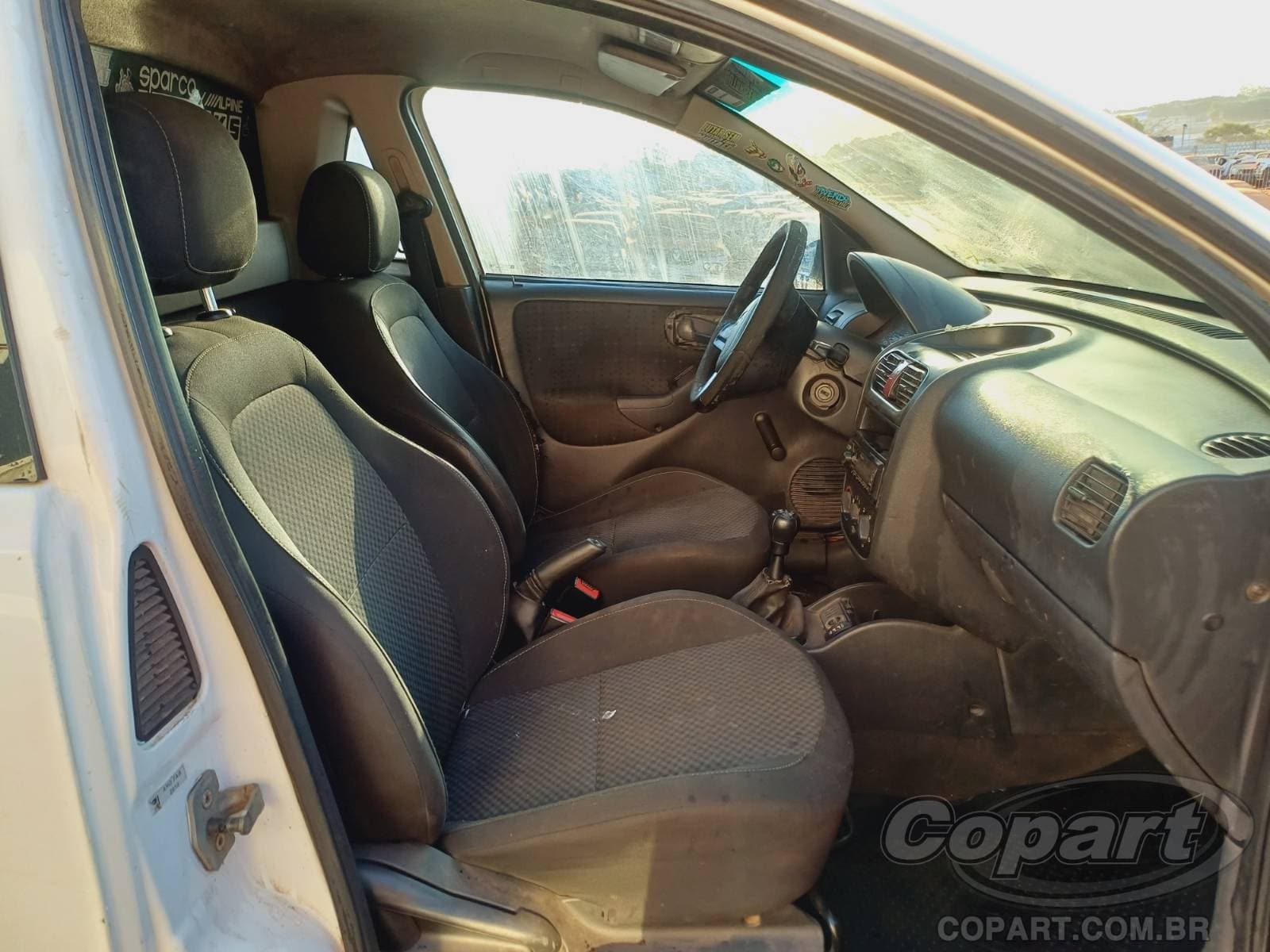 Chevrolet Montana 2010 — foto 5