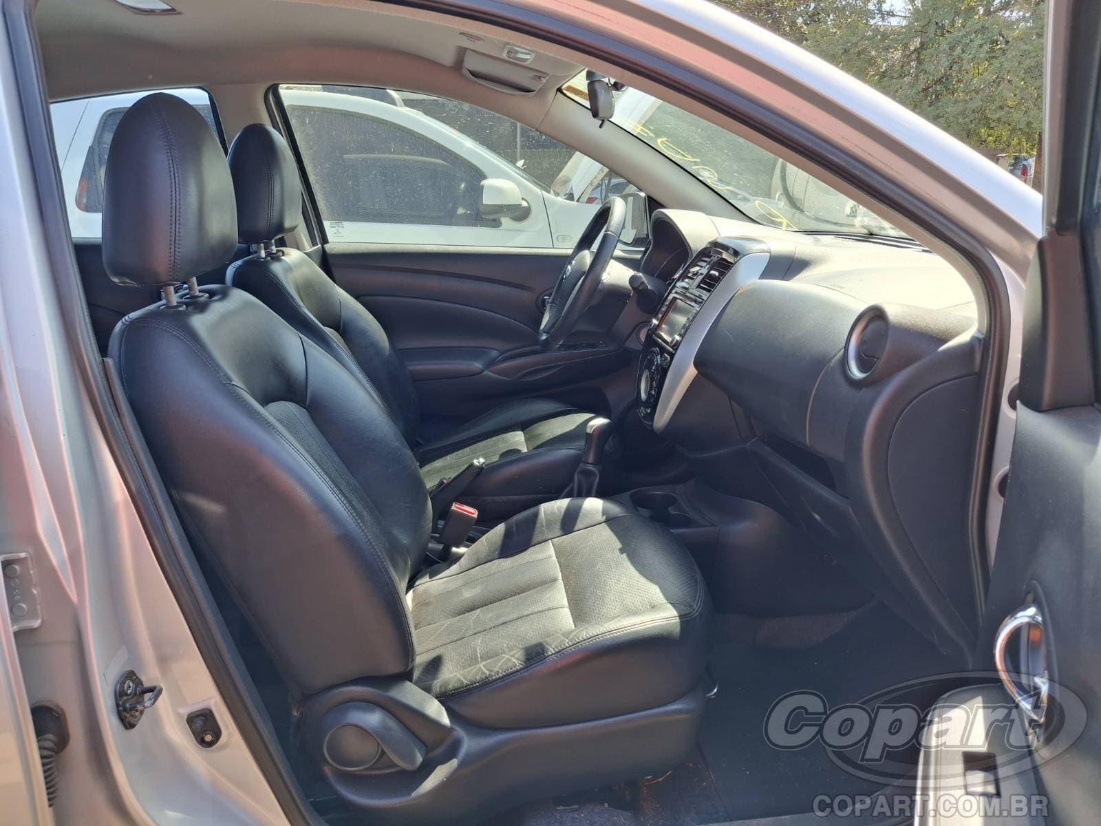 Nissan Versa 2016 — foto 5