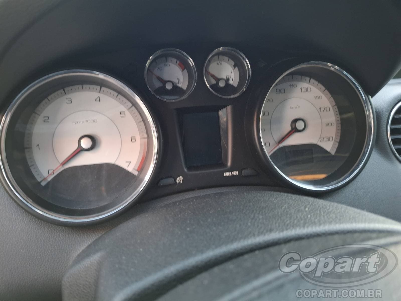 Peugeot 408 Sedan 2012 — foto 8