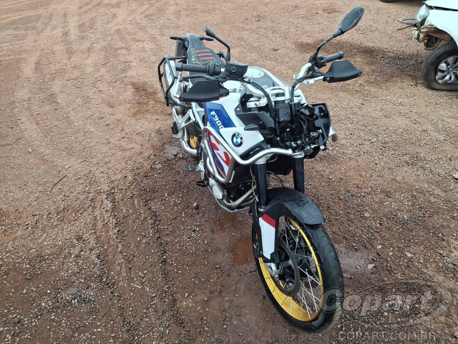 BMW F 900 2025 — foto 1