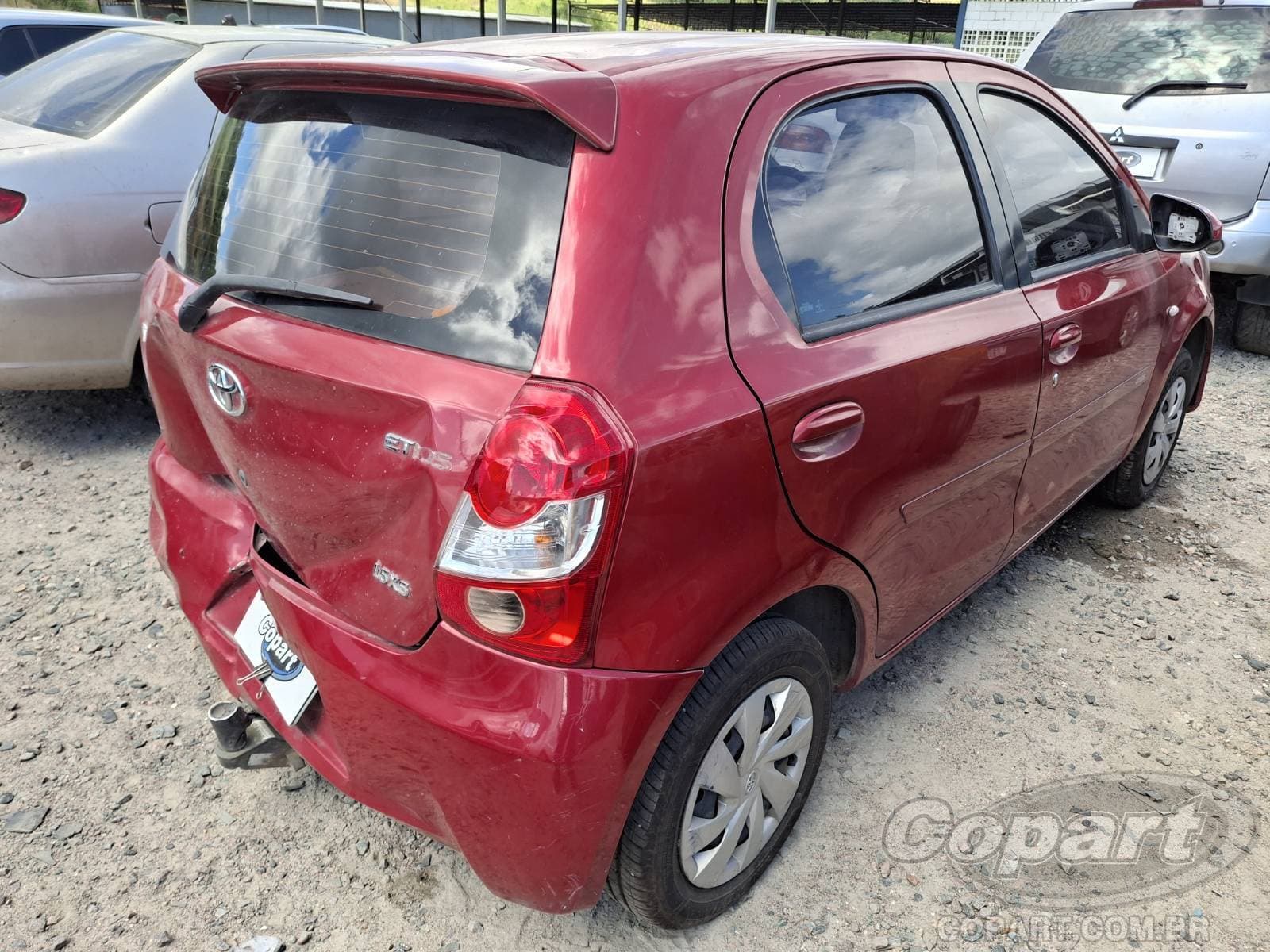 Toyota Etios 2016 — foto 4