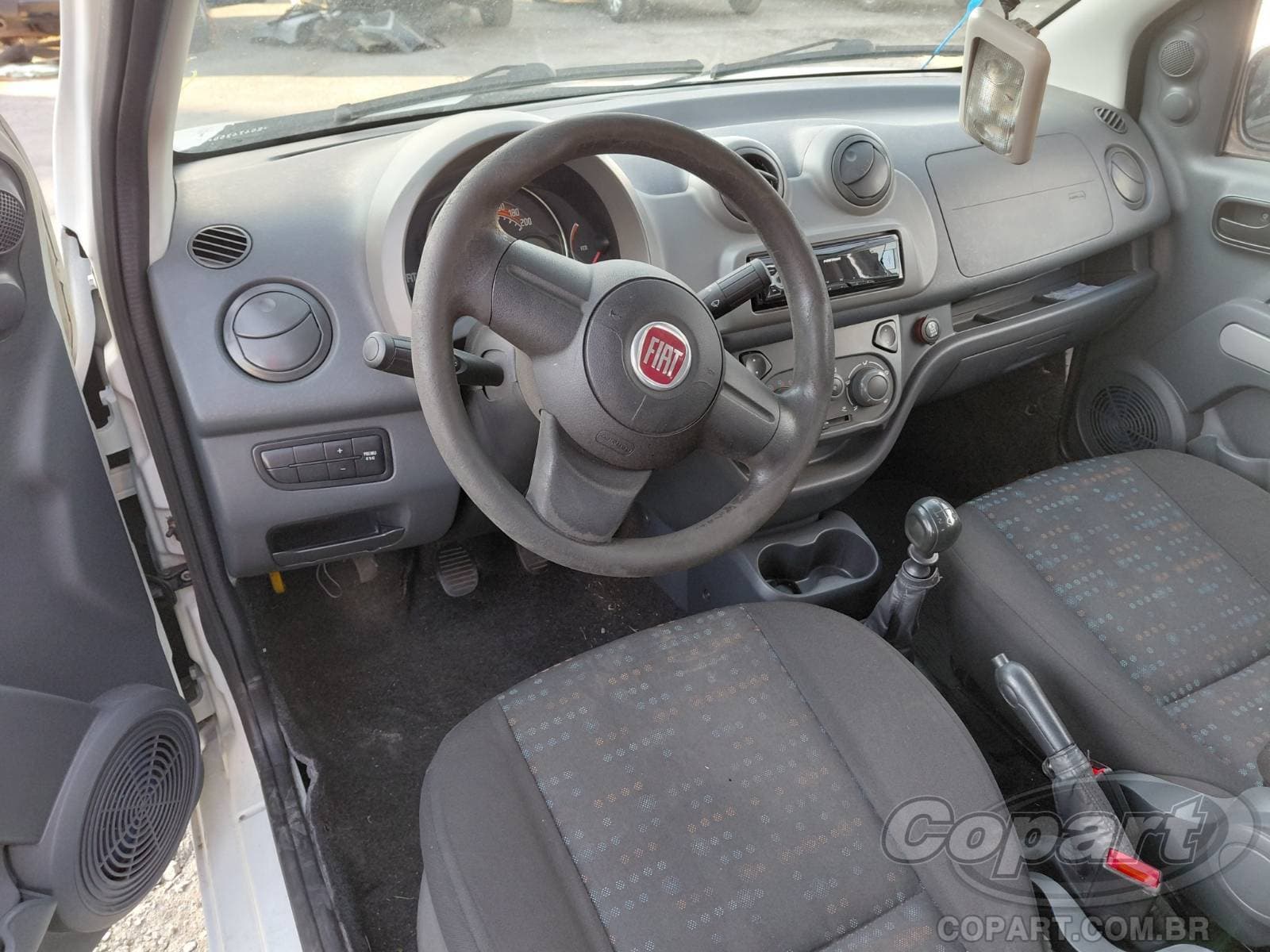 Fiat UNO 2014 — foto 9