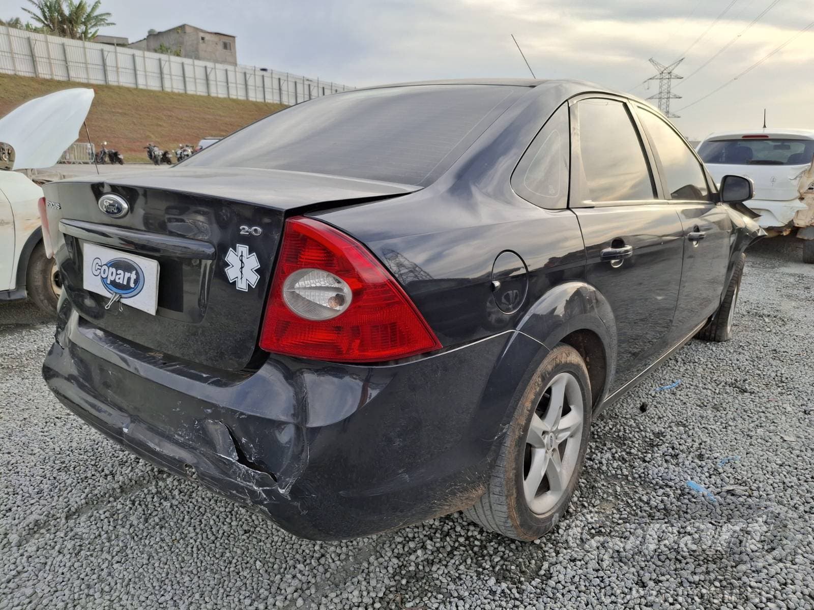Ford Focus Sedan 2009 — foto 4