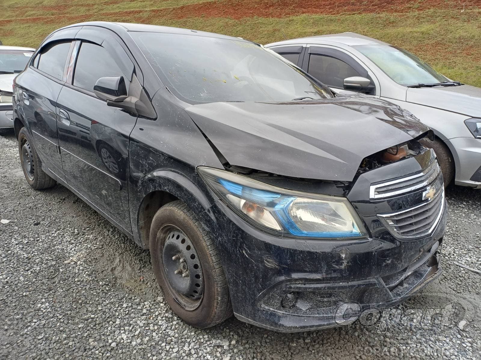 Chevrolet Onix 2015 — foto 1
