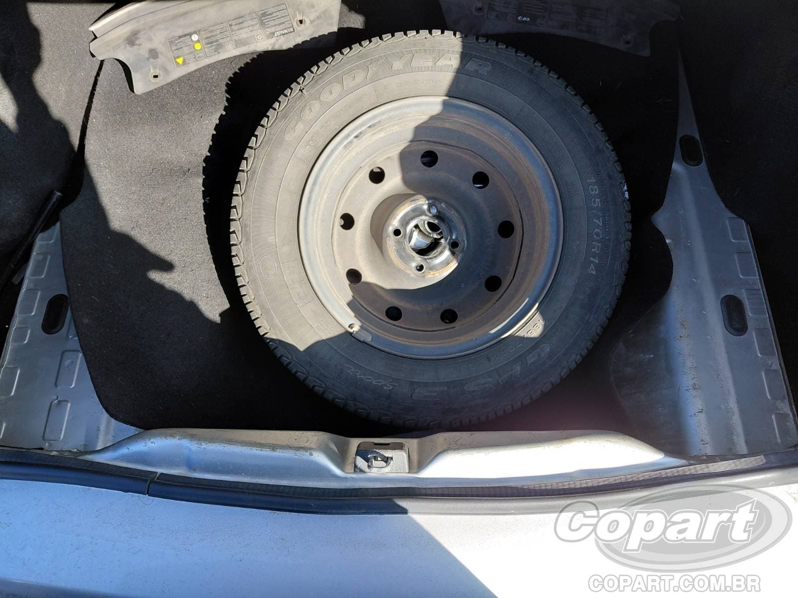 Renault Logan 2012 — foto 10