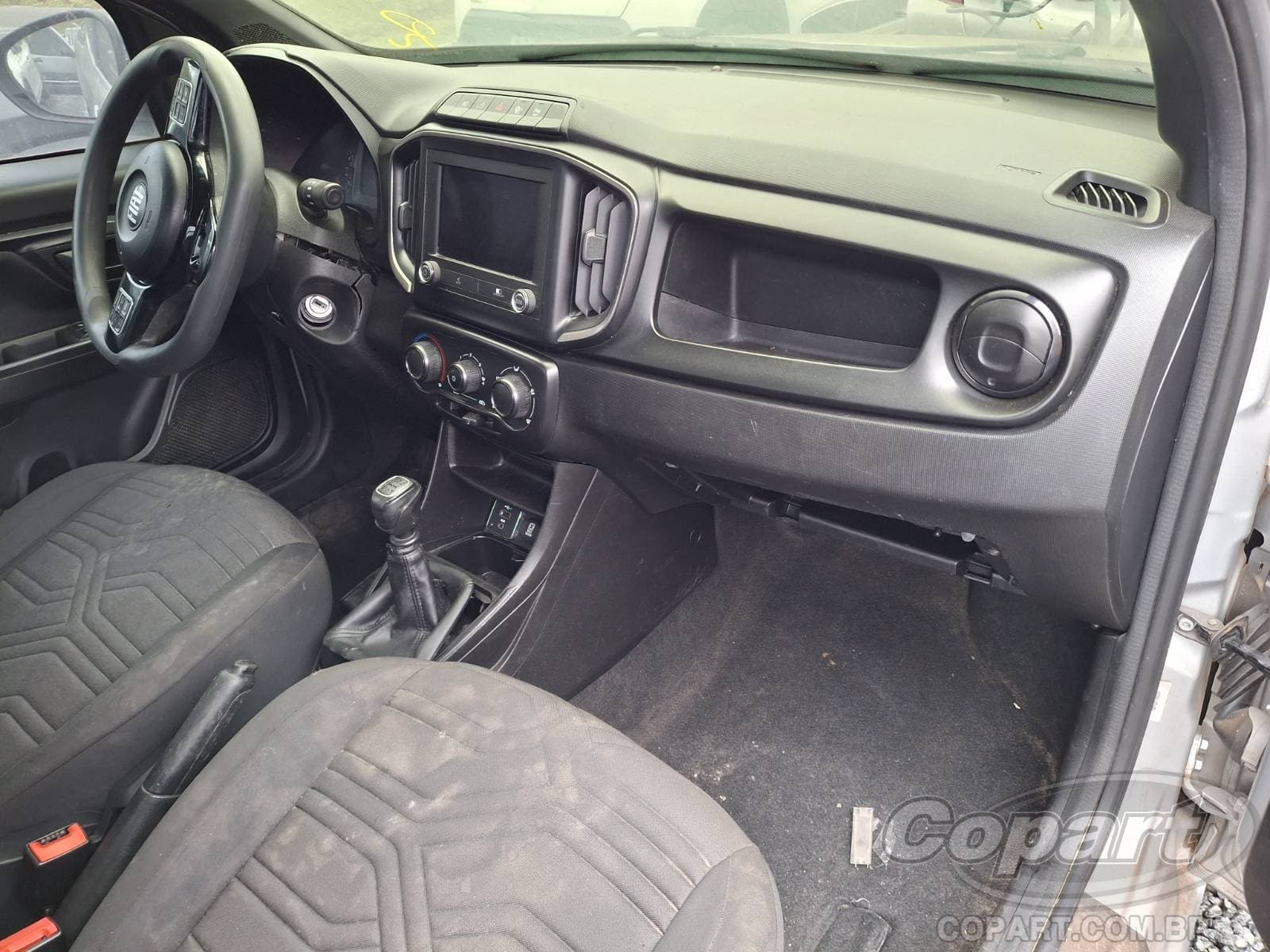 Fiat Strada 2021 — foto 9