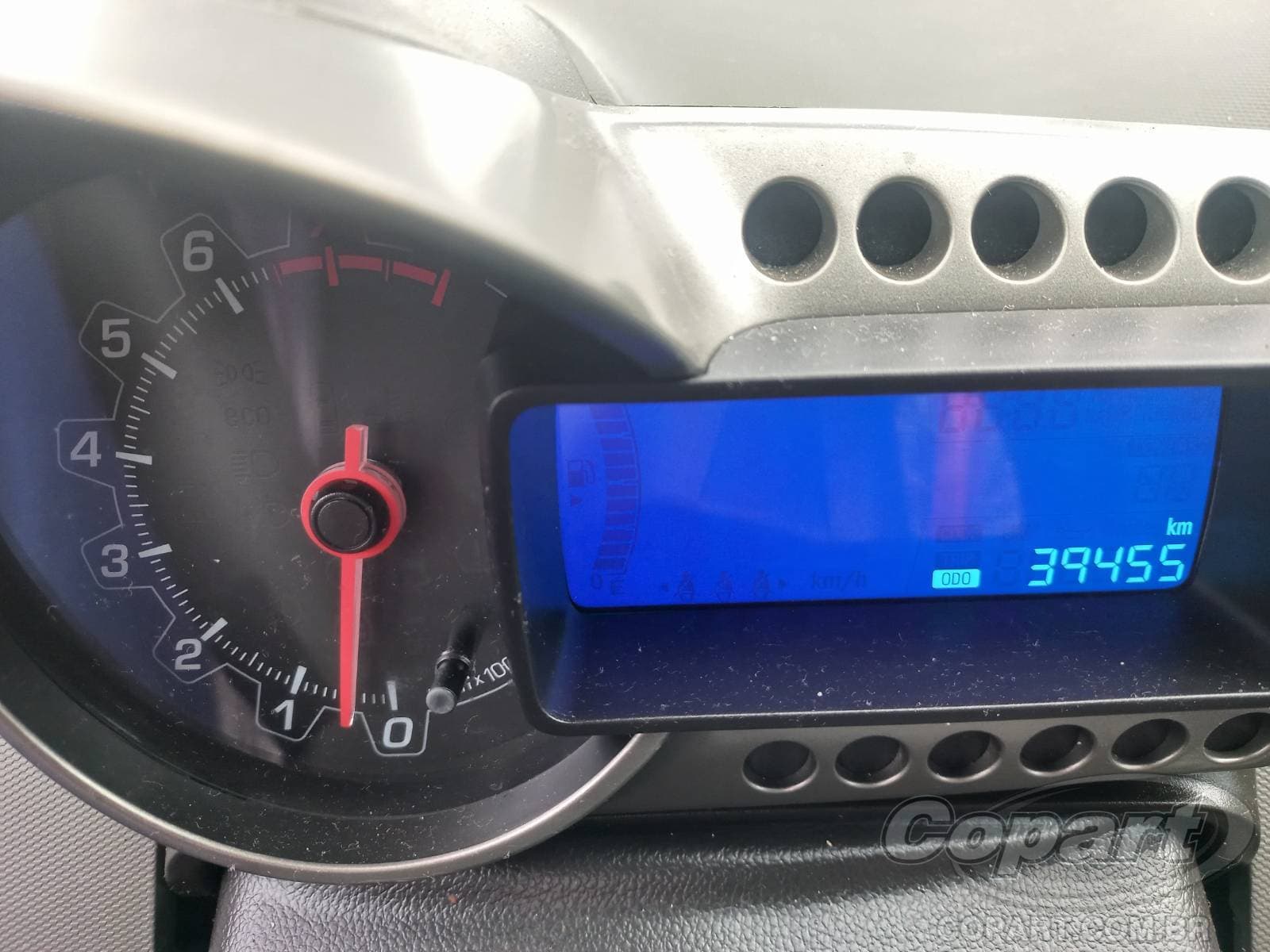 Chevrolet Sonic Sedan 2012 — foto 8