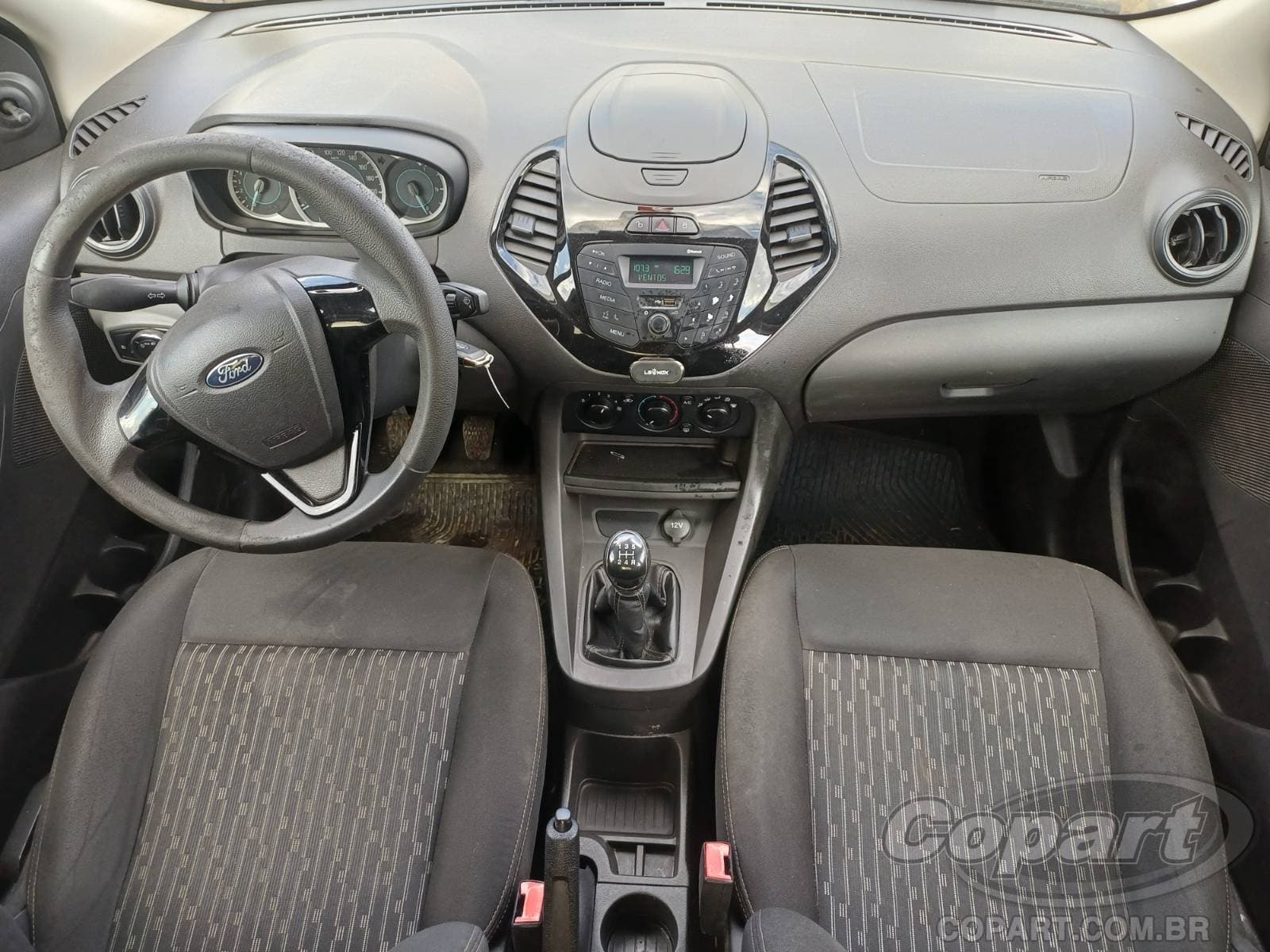 Ford KA Sedan 2018 — foto 9