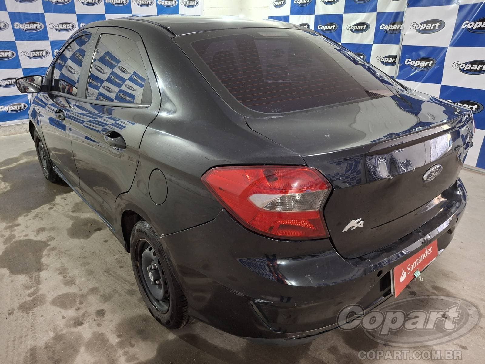 Ford KA Sedan 2015 — foto 3