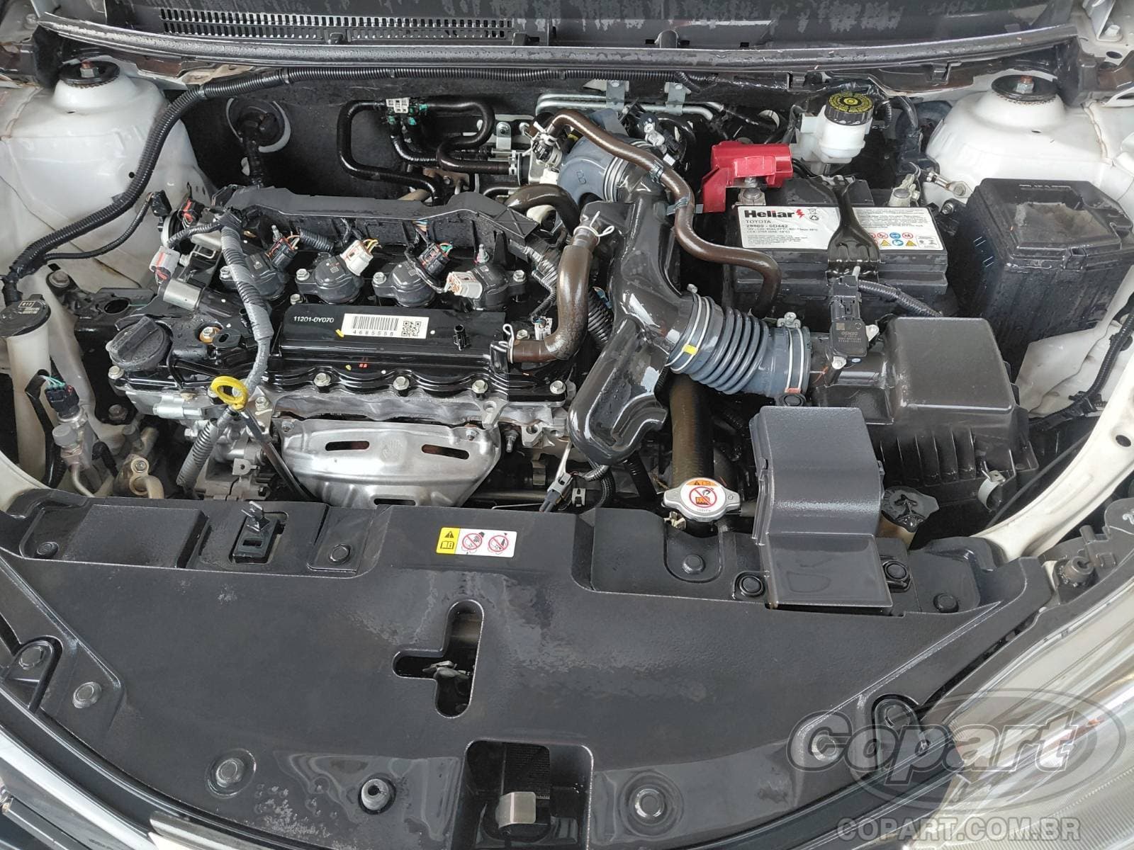 Toyota Yaris Seda 2023 — foto 7