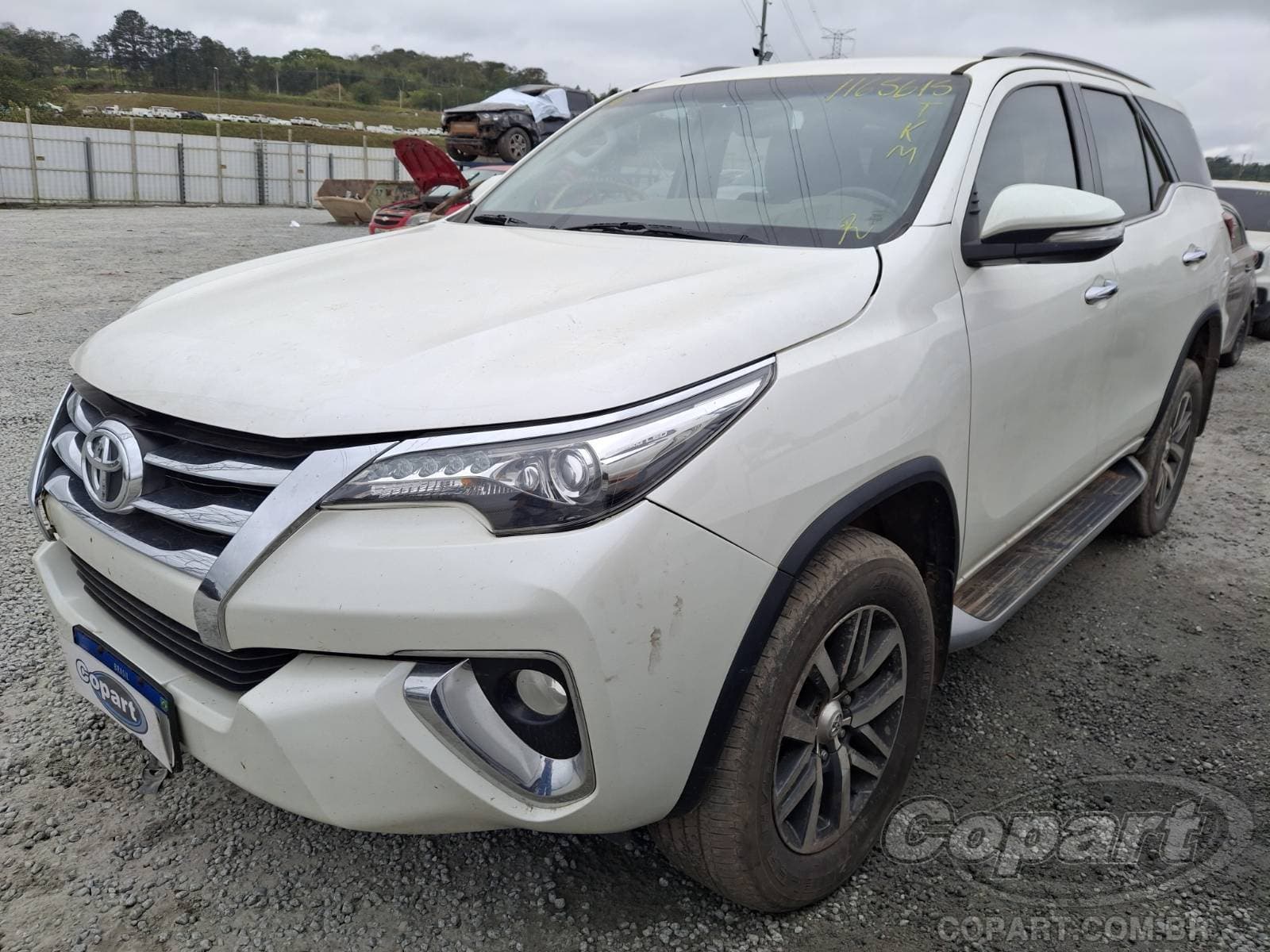 Toyota Hilux SW4 2017 — foto 2