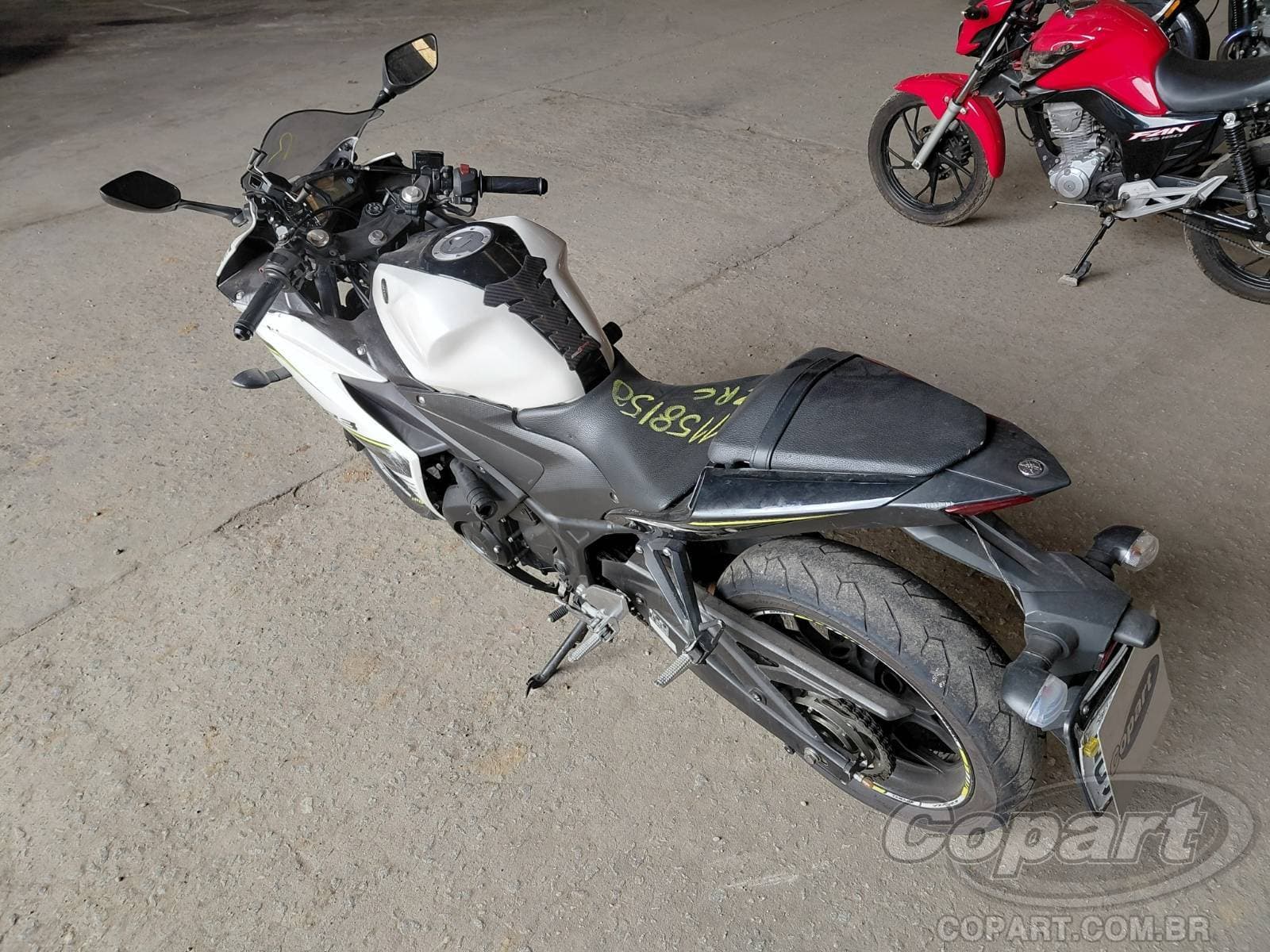 Yamaha YZF R3 2018 — foto 3