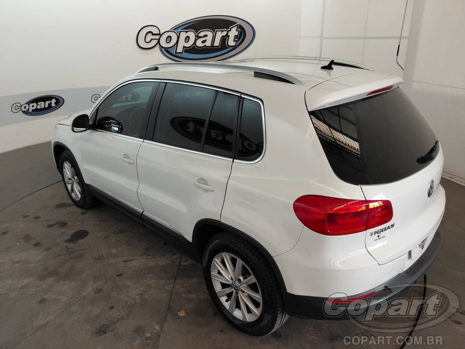 Volkswagen Tiguan 2015 — foto 3