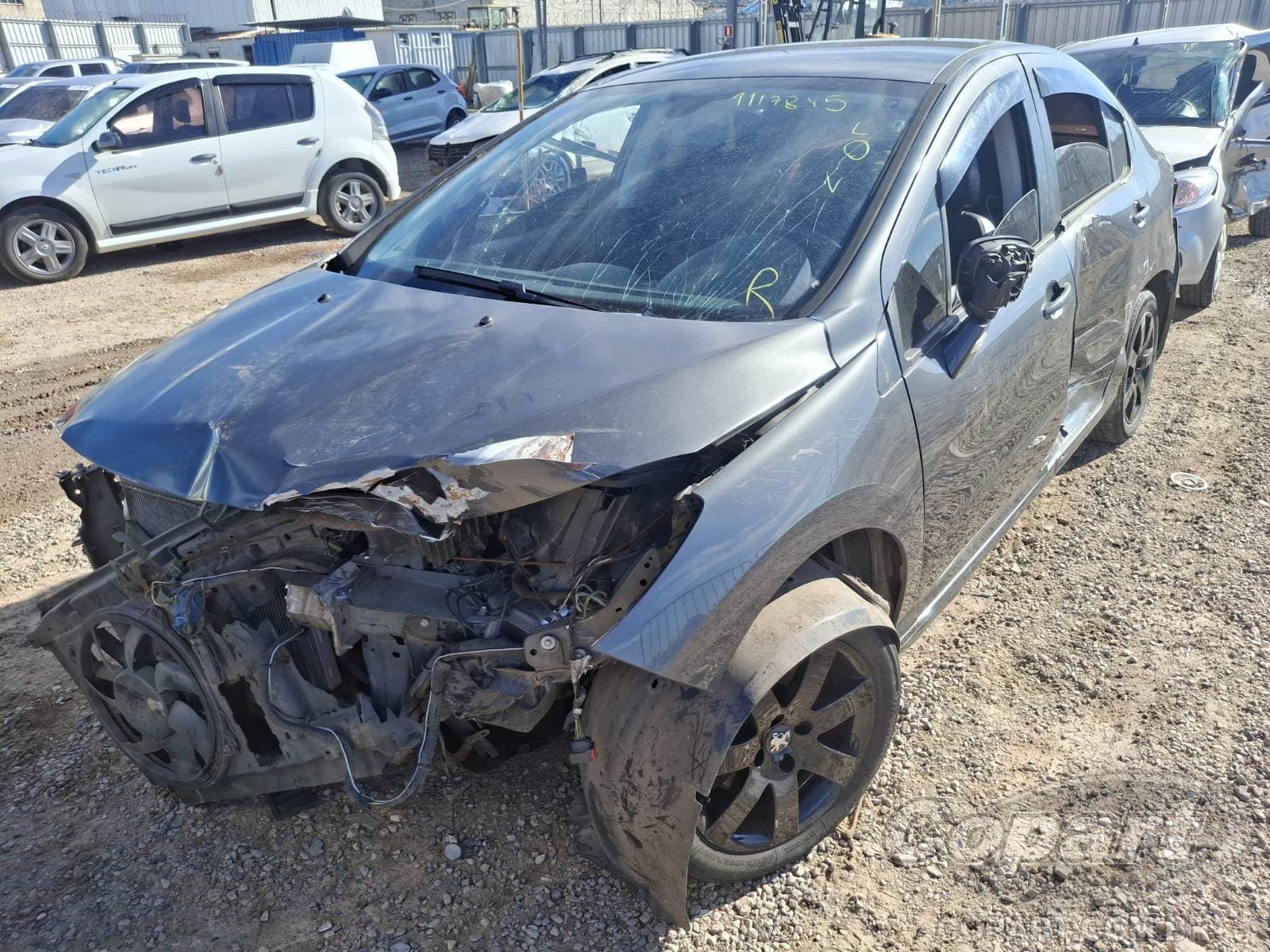 Peugeot 408 Sedan 2013 — foto 2