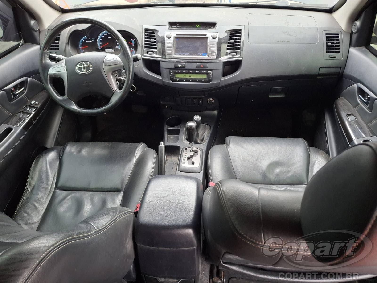 Toyota Hilux SW4 2015 — foto 9
