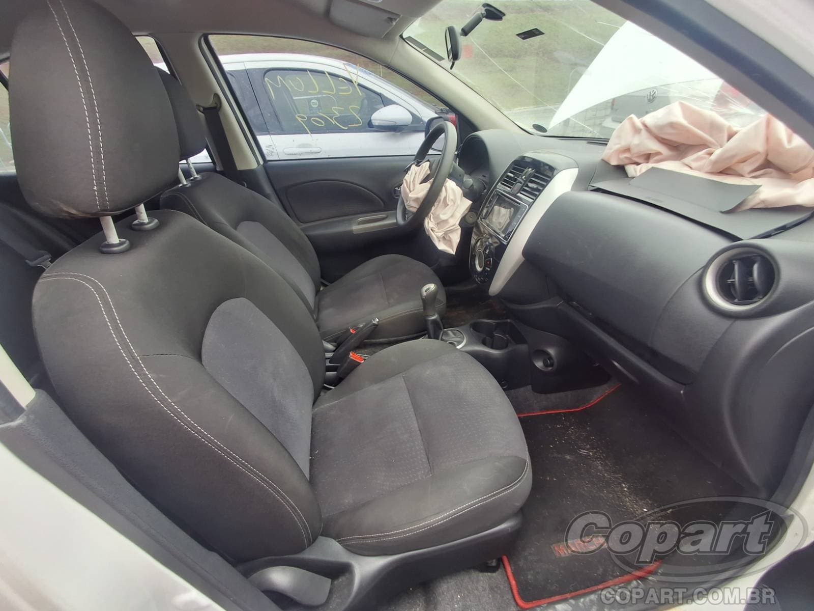 Nissan March 2016 — foto 5
