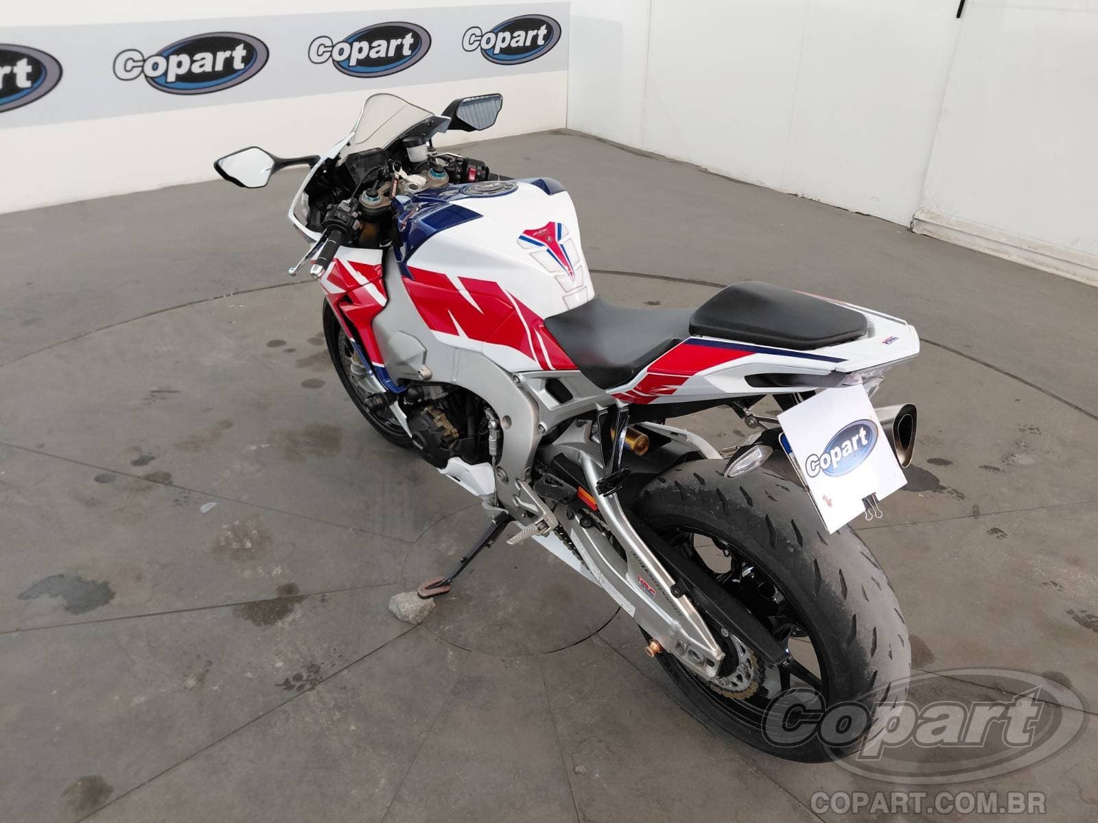 Honda CBR 1000rr 2018 — foto 3