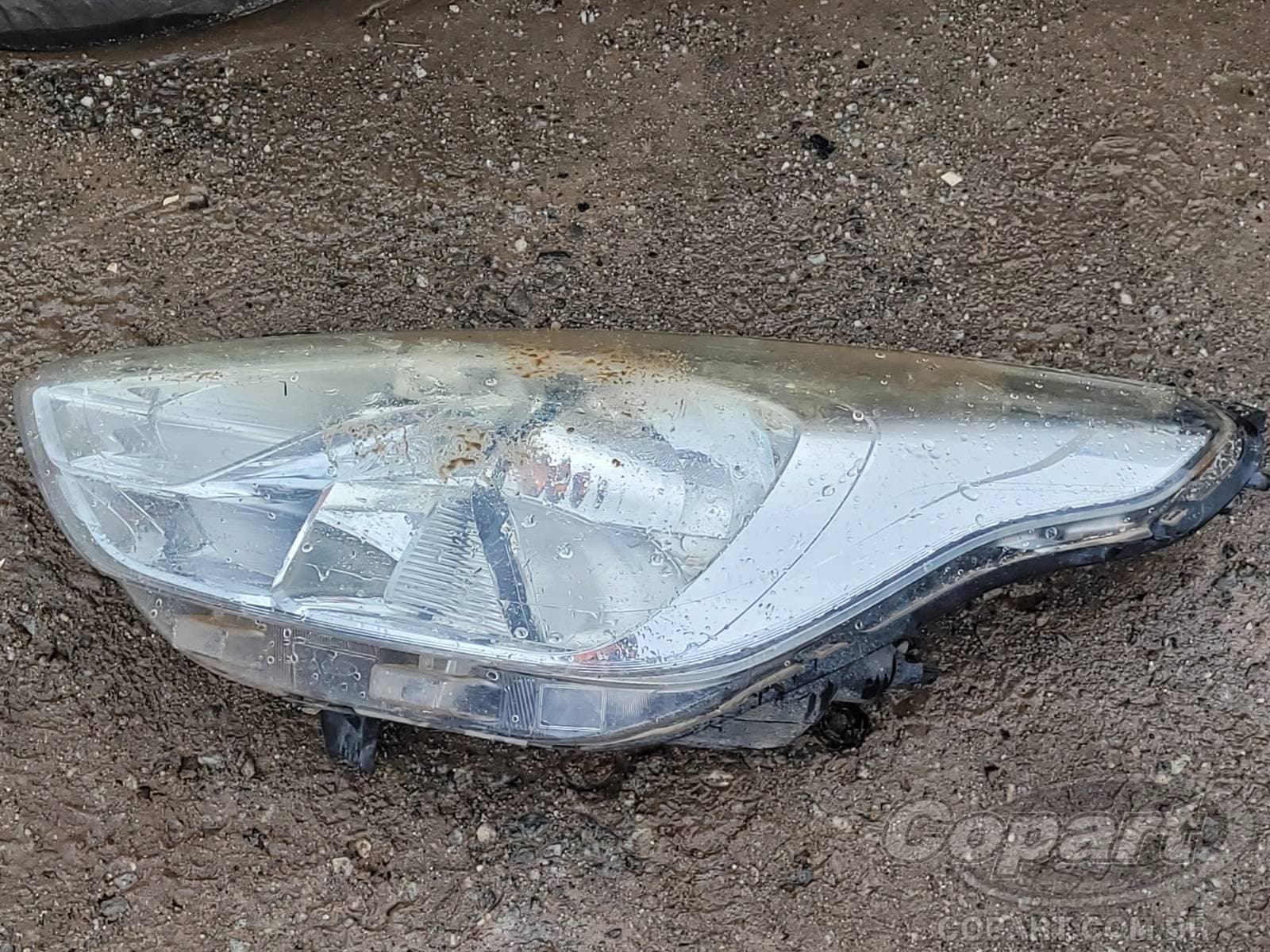 Ford KA Sedan 2019 — foto 11