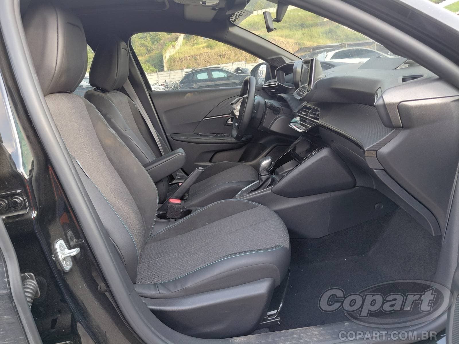 Peugeot 208 2024 — foto 5
