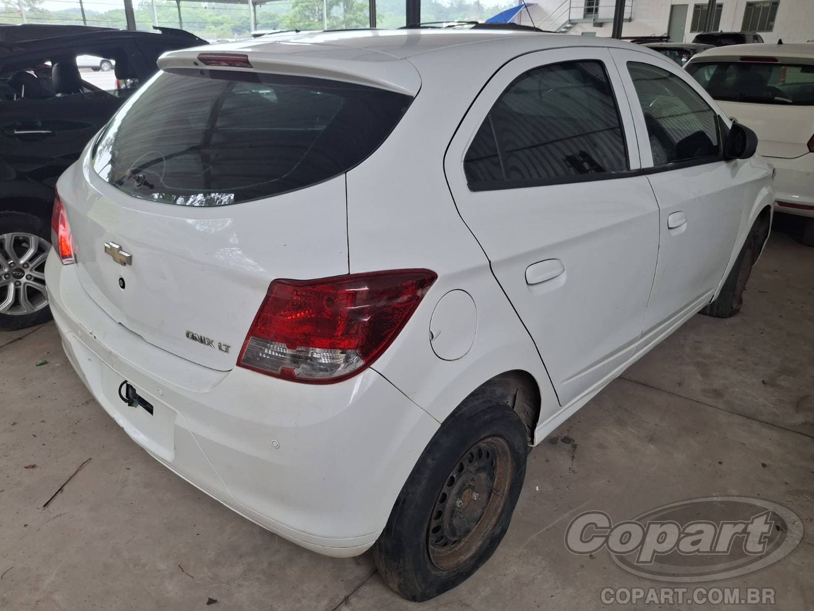 Chevrolet Onix 2016 — foto 4