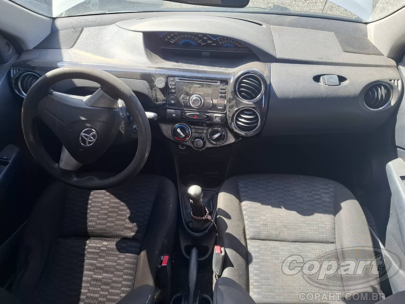 Toyota Etios Seda 2014 — foto 9