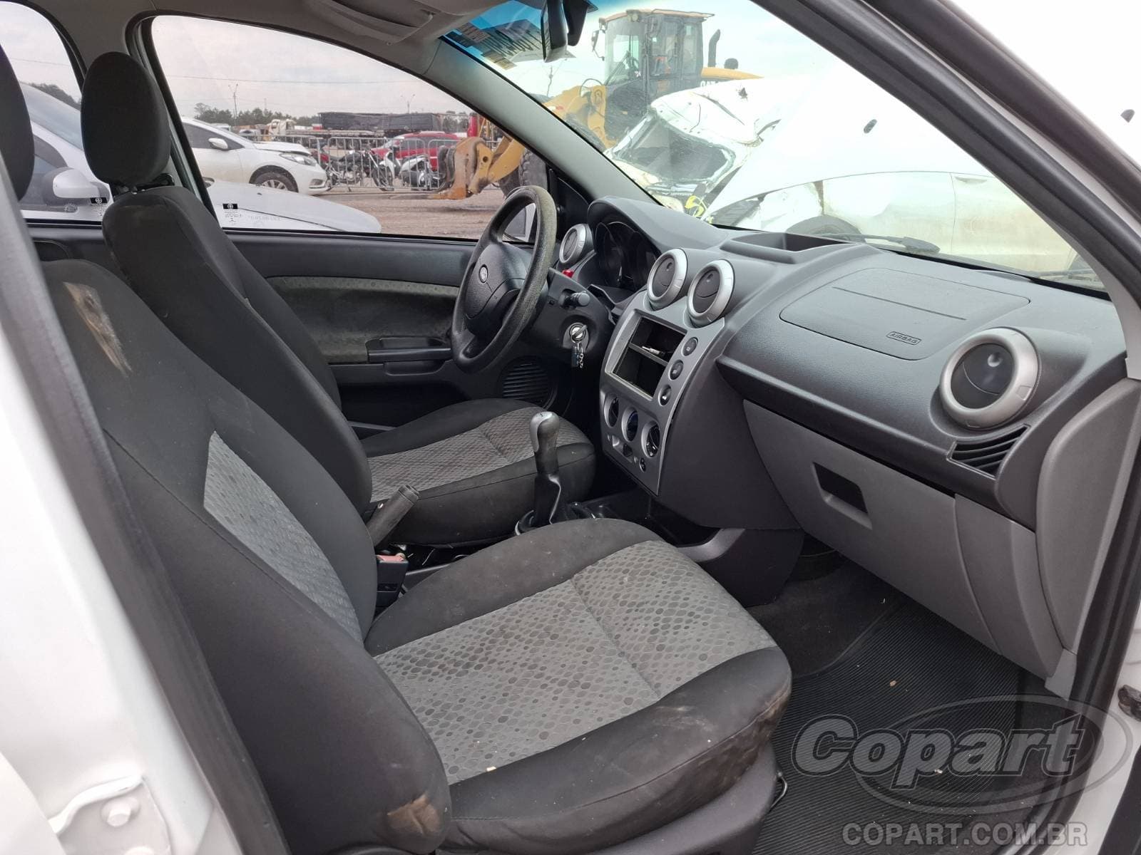 Ford Fiesta 2014 — foto 5