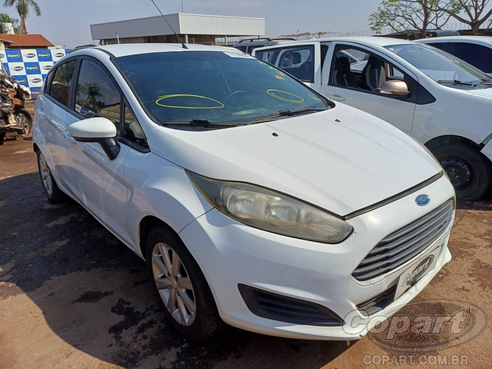 Ford Fiesta 2016 — foto 1