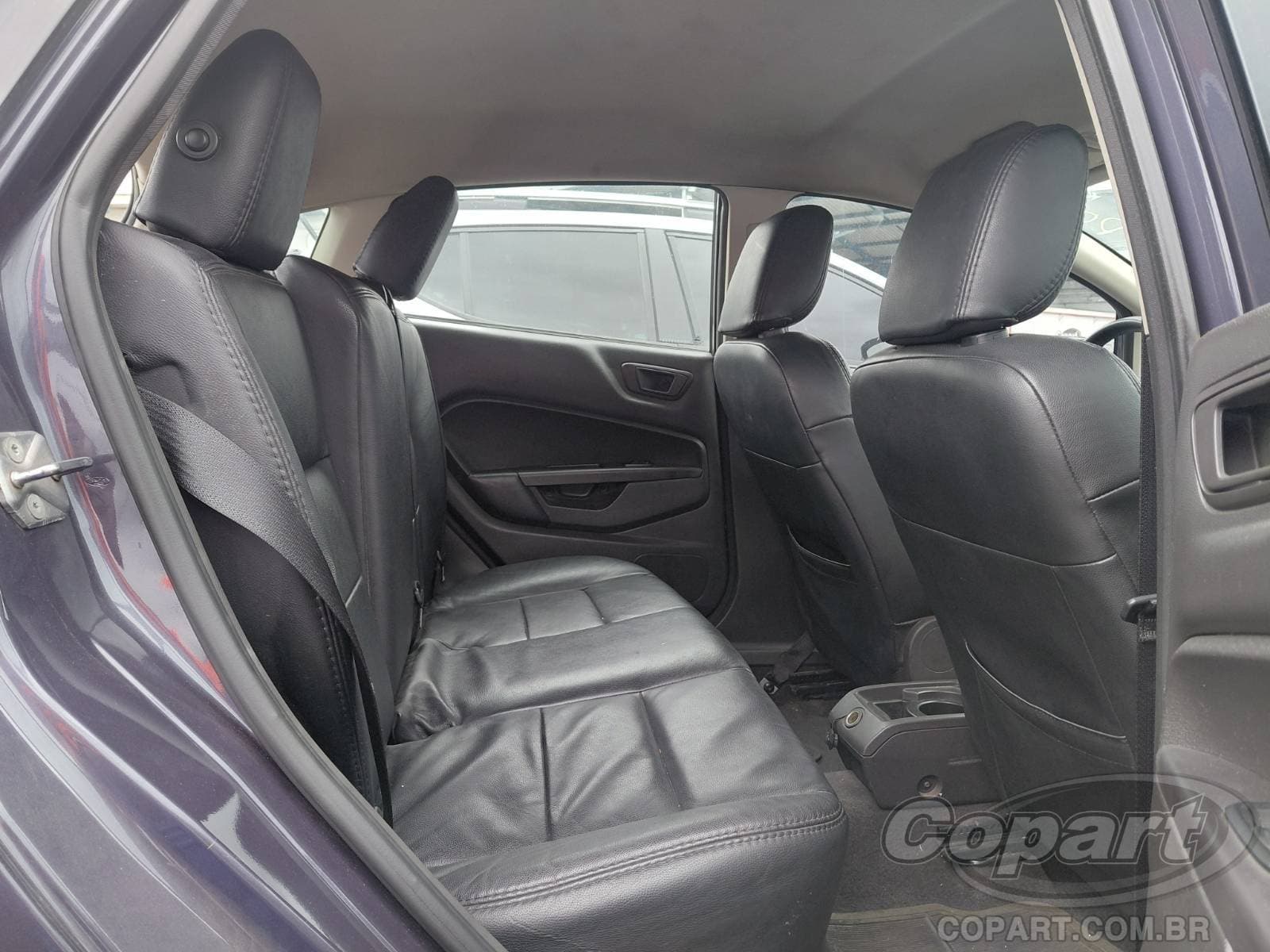 Ford Fiesta 2012 — foto 6