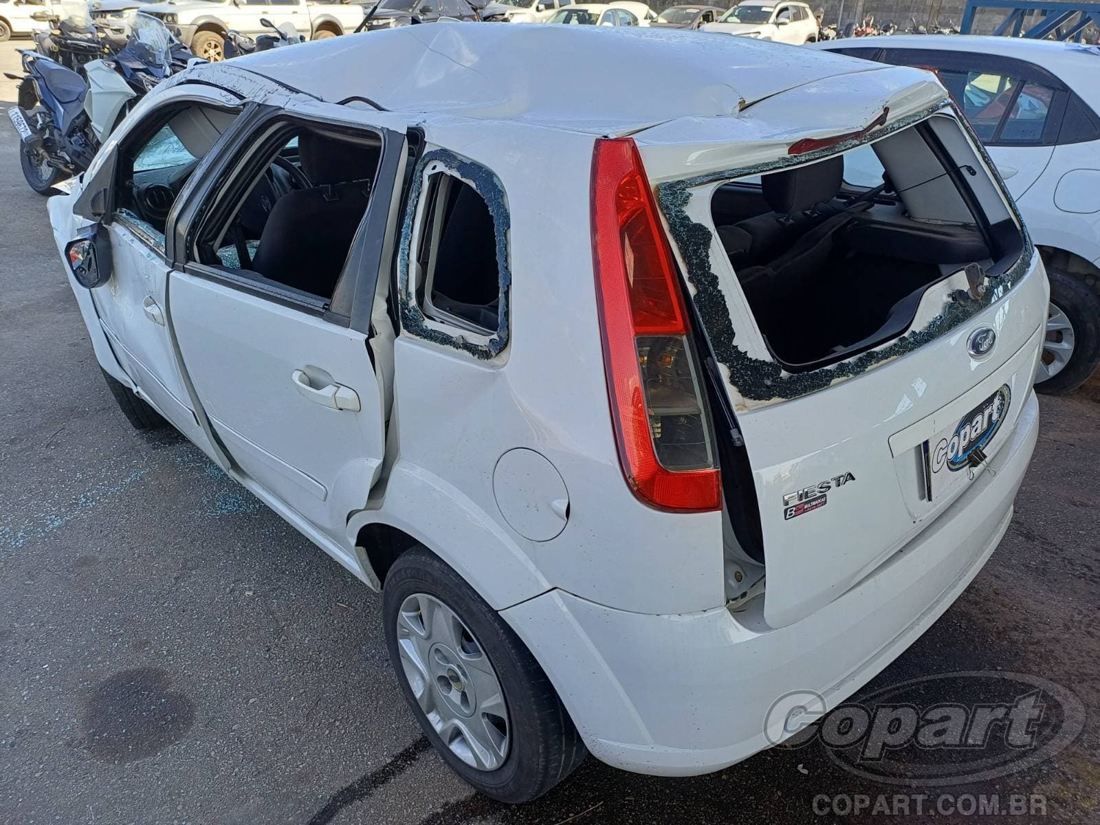 Ford Fiesta 2013 — foto 3