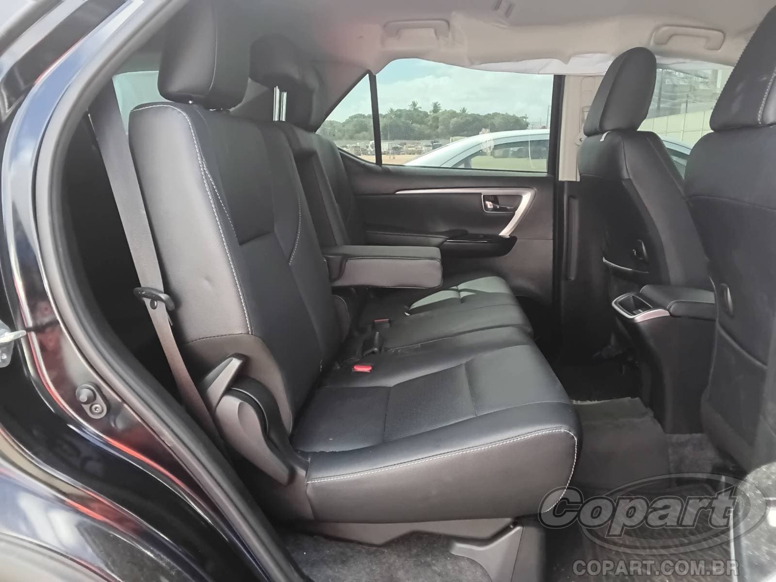 Toyota SW4 2026 — foto 6