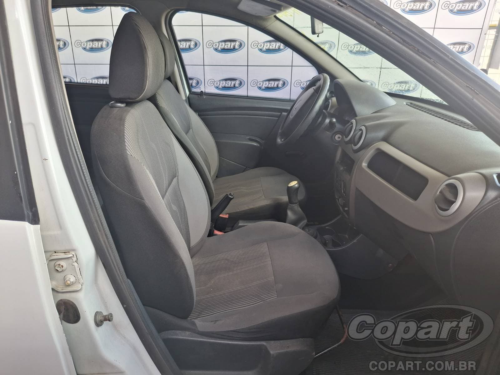 Renault Sandero 2011 — foto 5