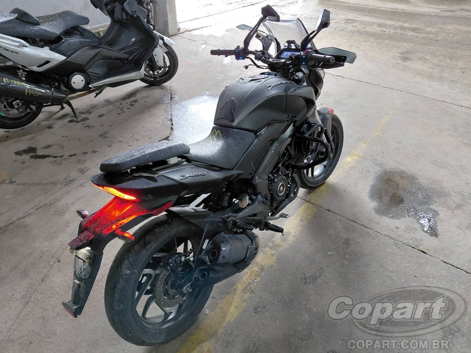 Bajaj Dominar 2025 — foto 4