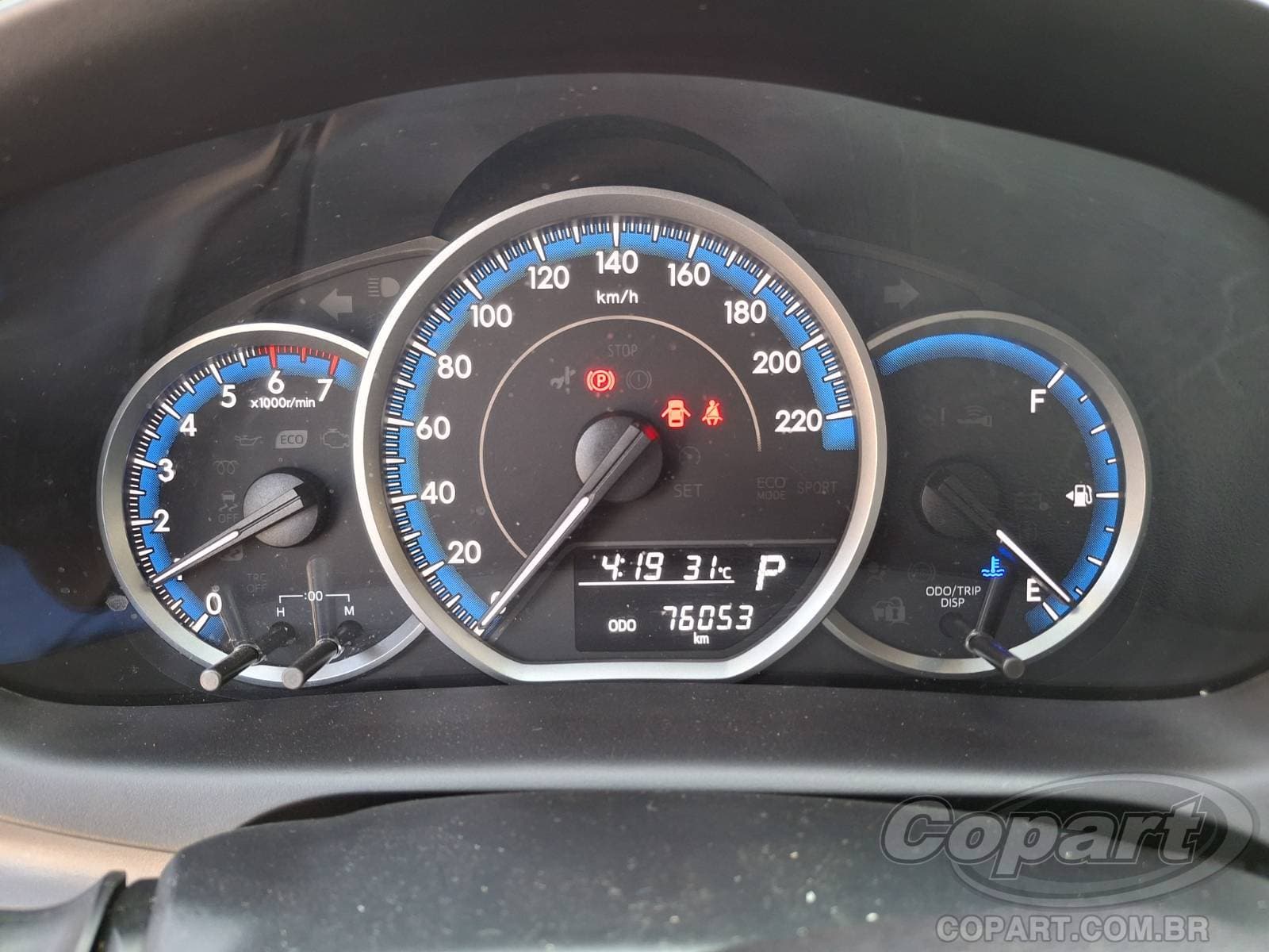 Toyota Yaris Seda 2023 — foto 8