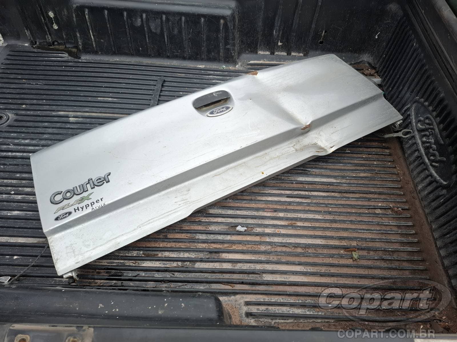 Ford Courier 2013 — foto 13