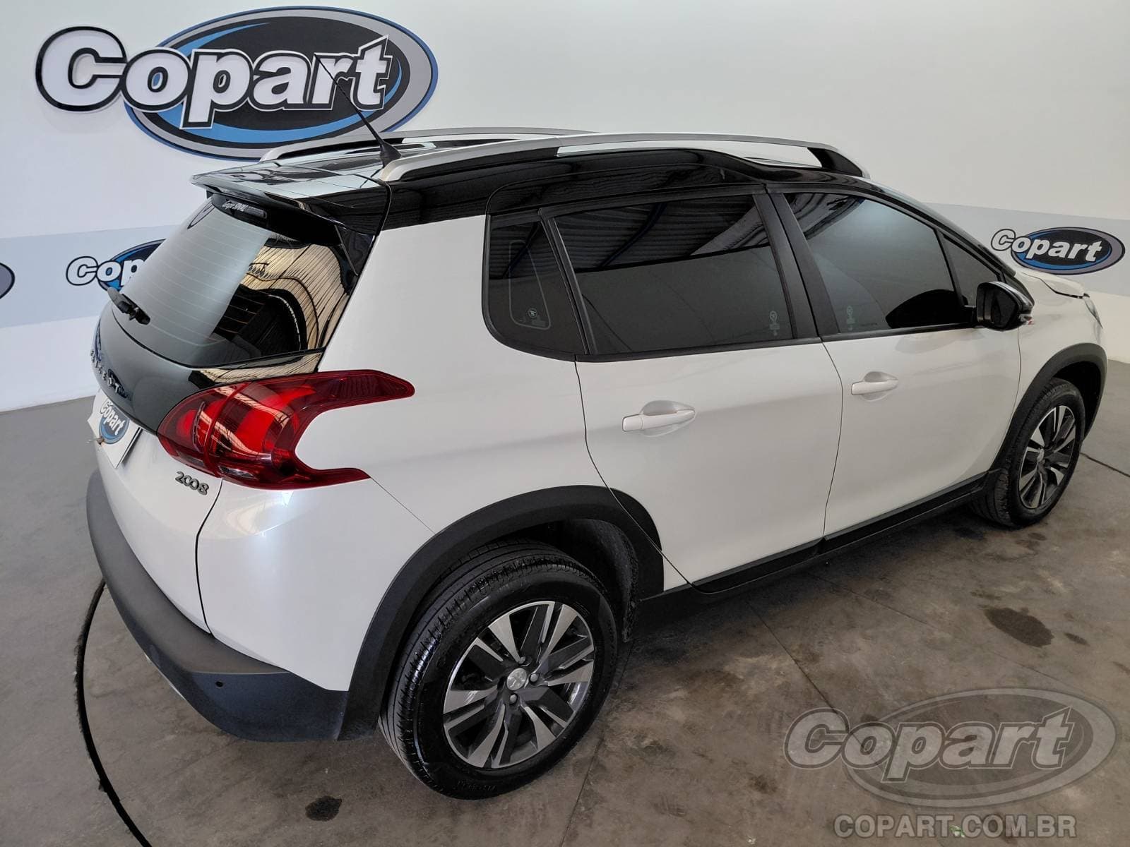Peugeot 2008 2023 — foto 4