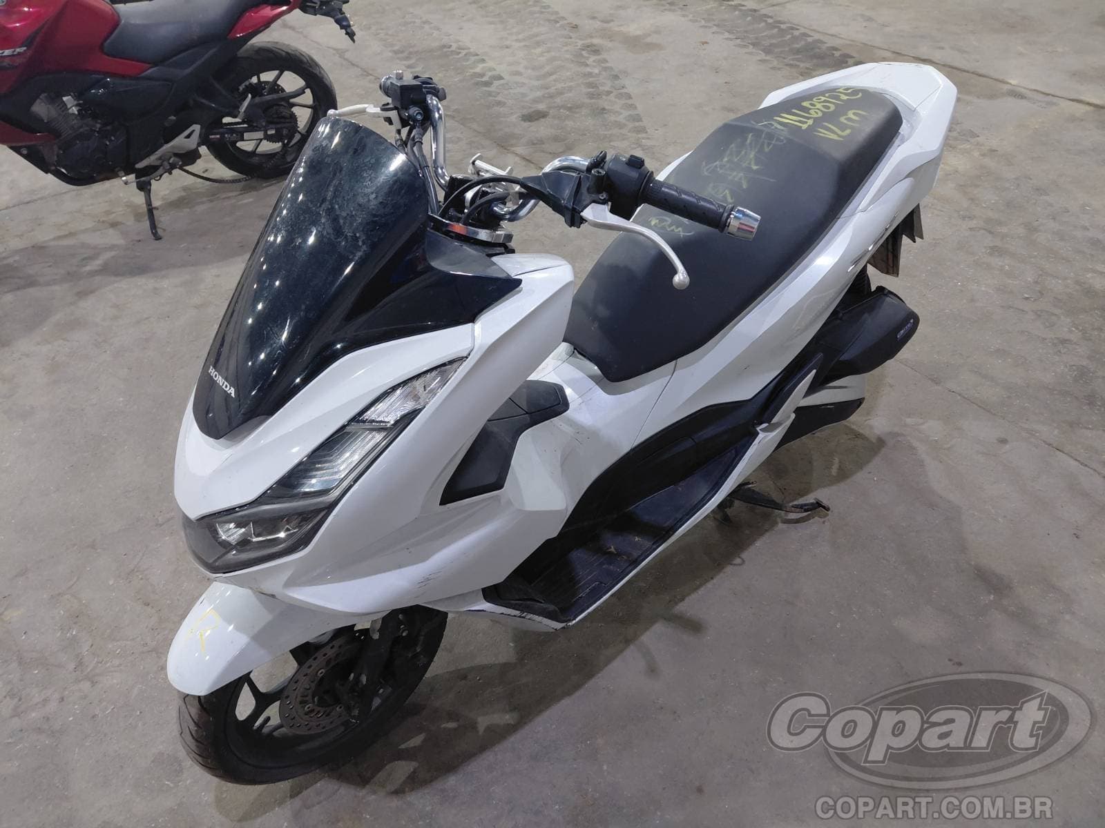 Honda PCX 2025 — foto 2