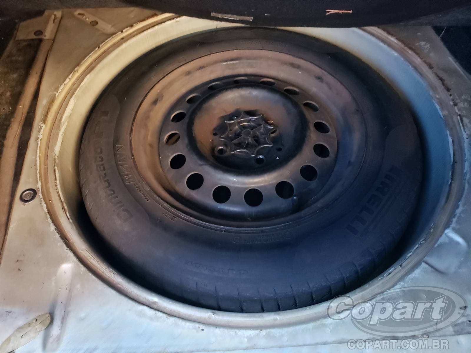 Volkswagen Voyage 2012 — foto 10