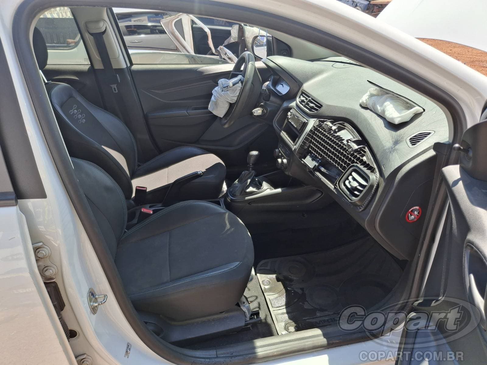 Chevrolet Onix 2021 — foto 5
