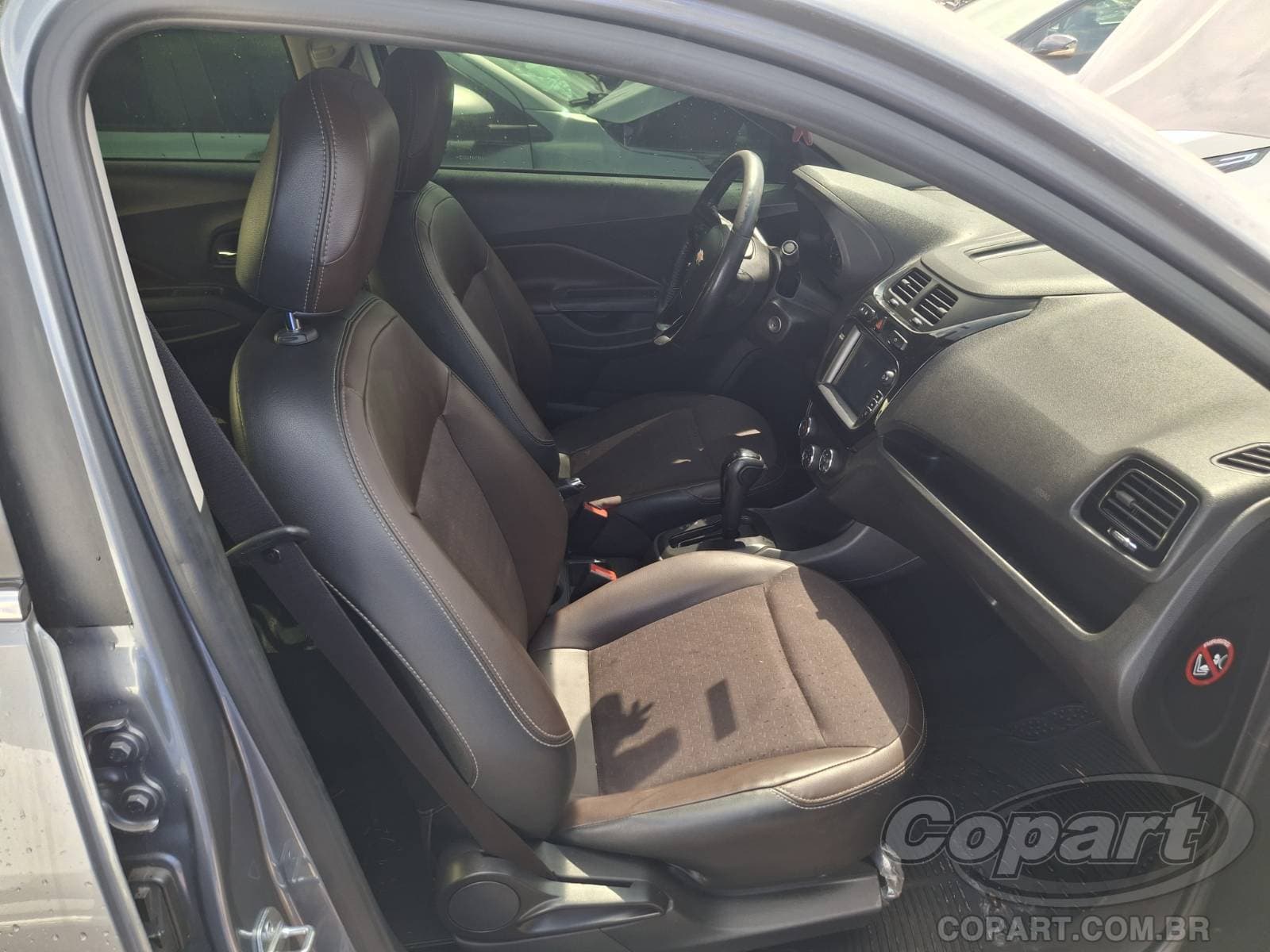 Chevrolet Cobalt 2018 — foto 5