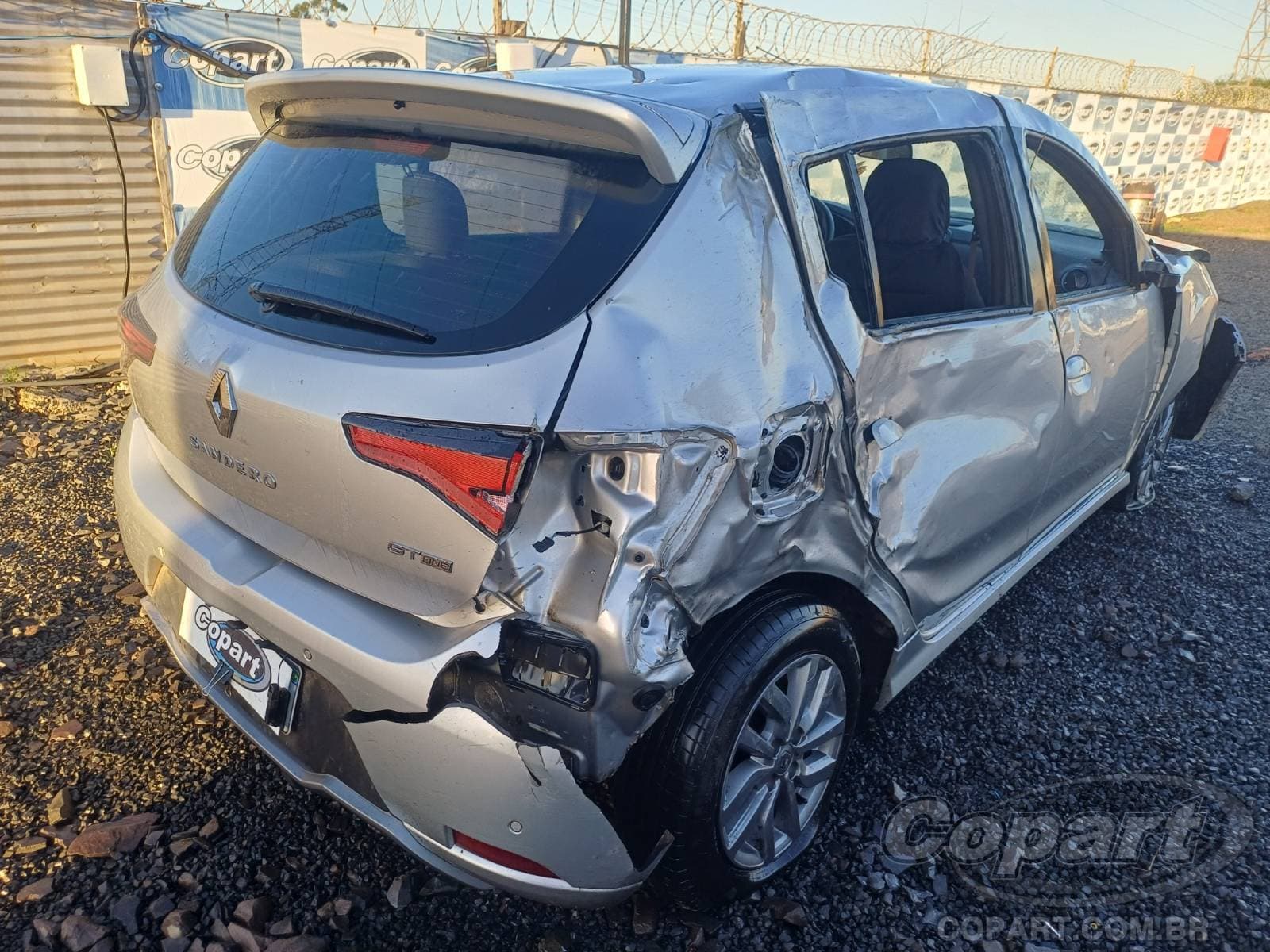 Renault Sandero 2022 — foto 4