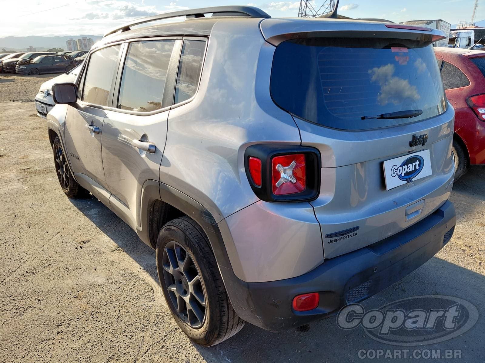Jeep Renegade 2021 — foto 3