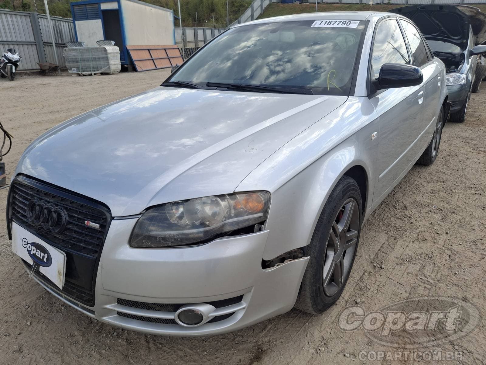 Audi A4 2005 — foto 2