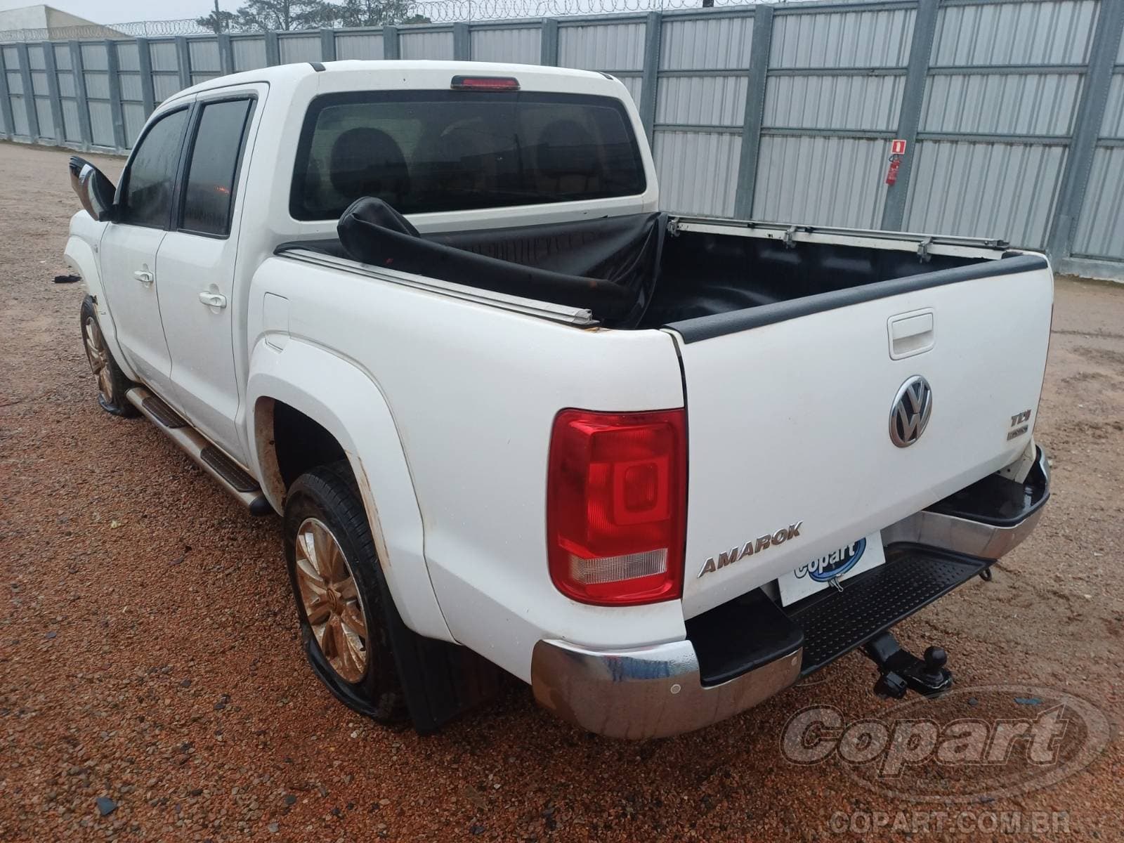 Volkswagen Amarok 2012 — foto 3