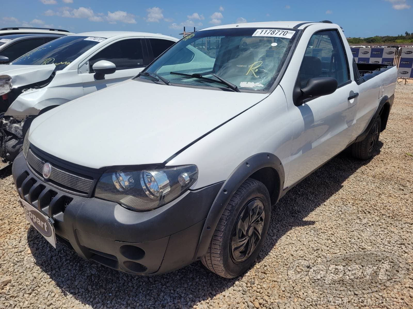 Fiat Strada 2010 — foto 2