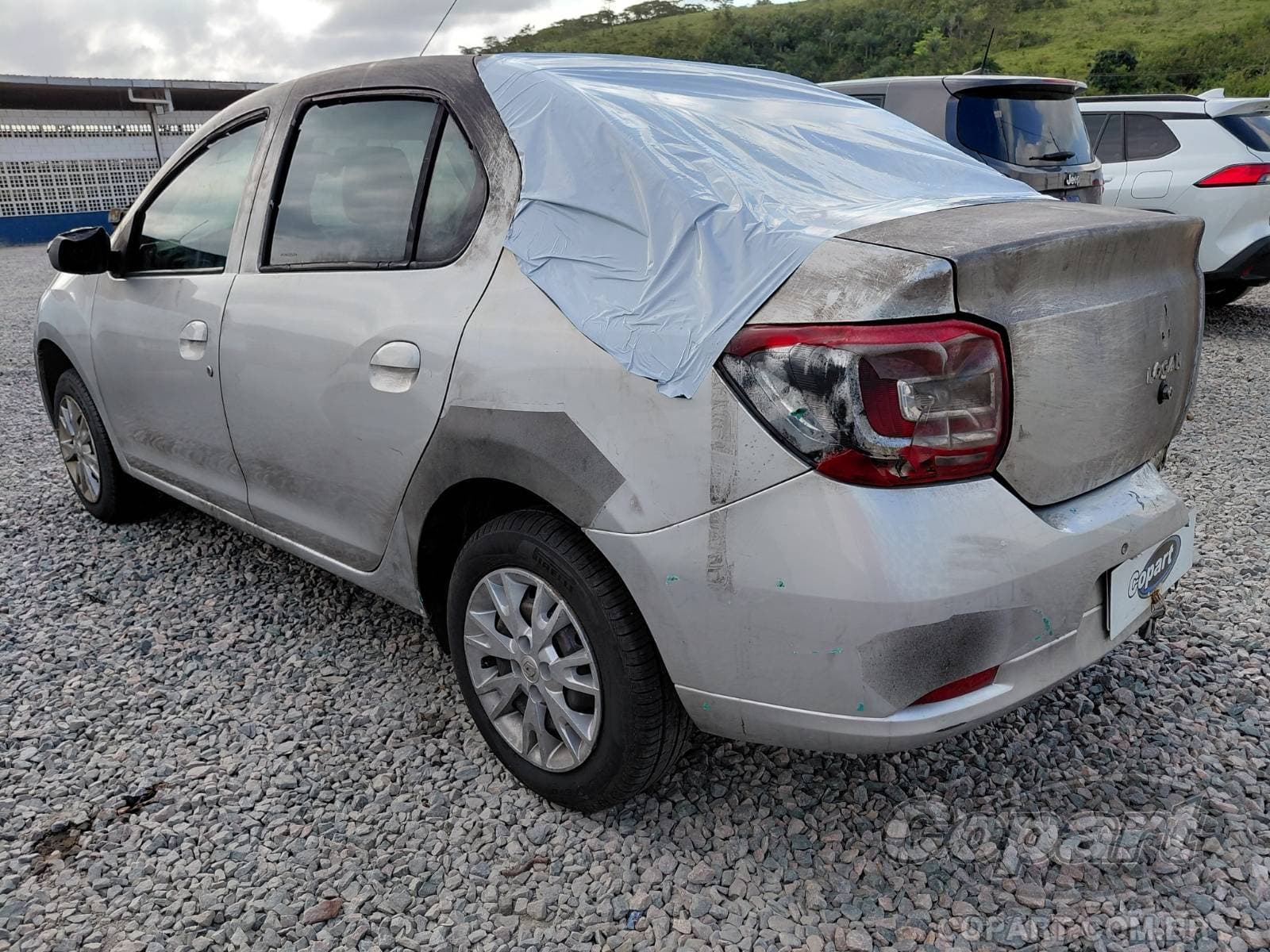 Renault Logan 2023 — foto 11