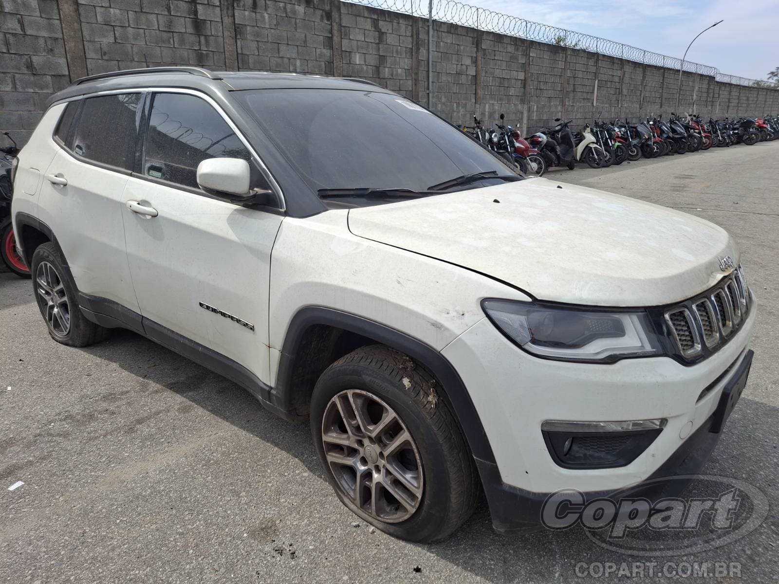 Jeep Compass 2021 — foto 1